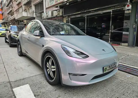 Tesla Model Y LR