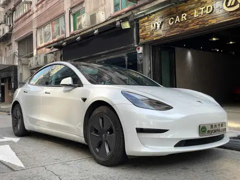 Tesla Model 3 SR