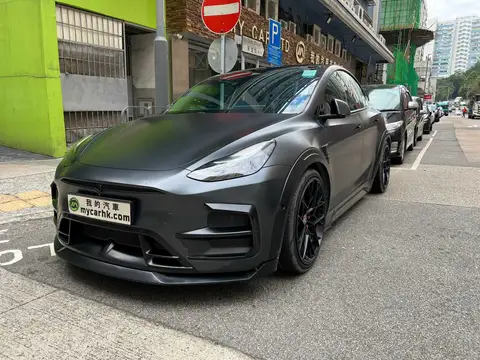 Tesla Model Y LONG RANGE
