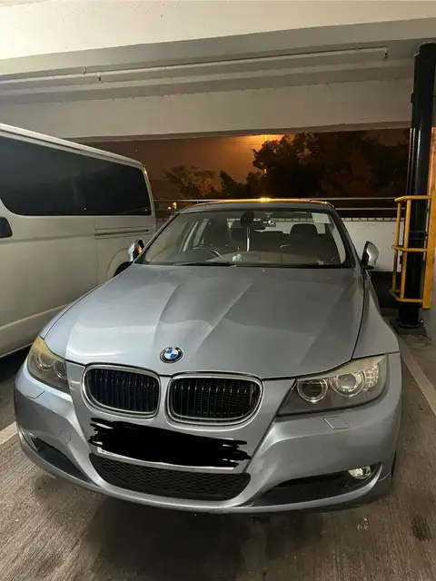 BMW 3 Series 320i 320ia