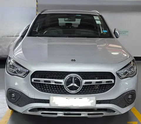 Mercedes Benz GLA 200