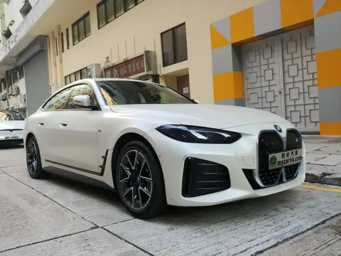 BMW i4 EDRIVE40 M SPORT