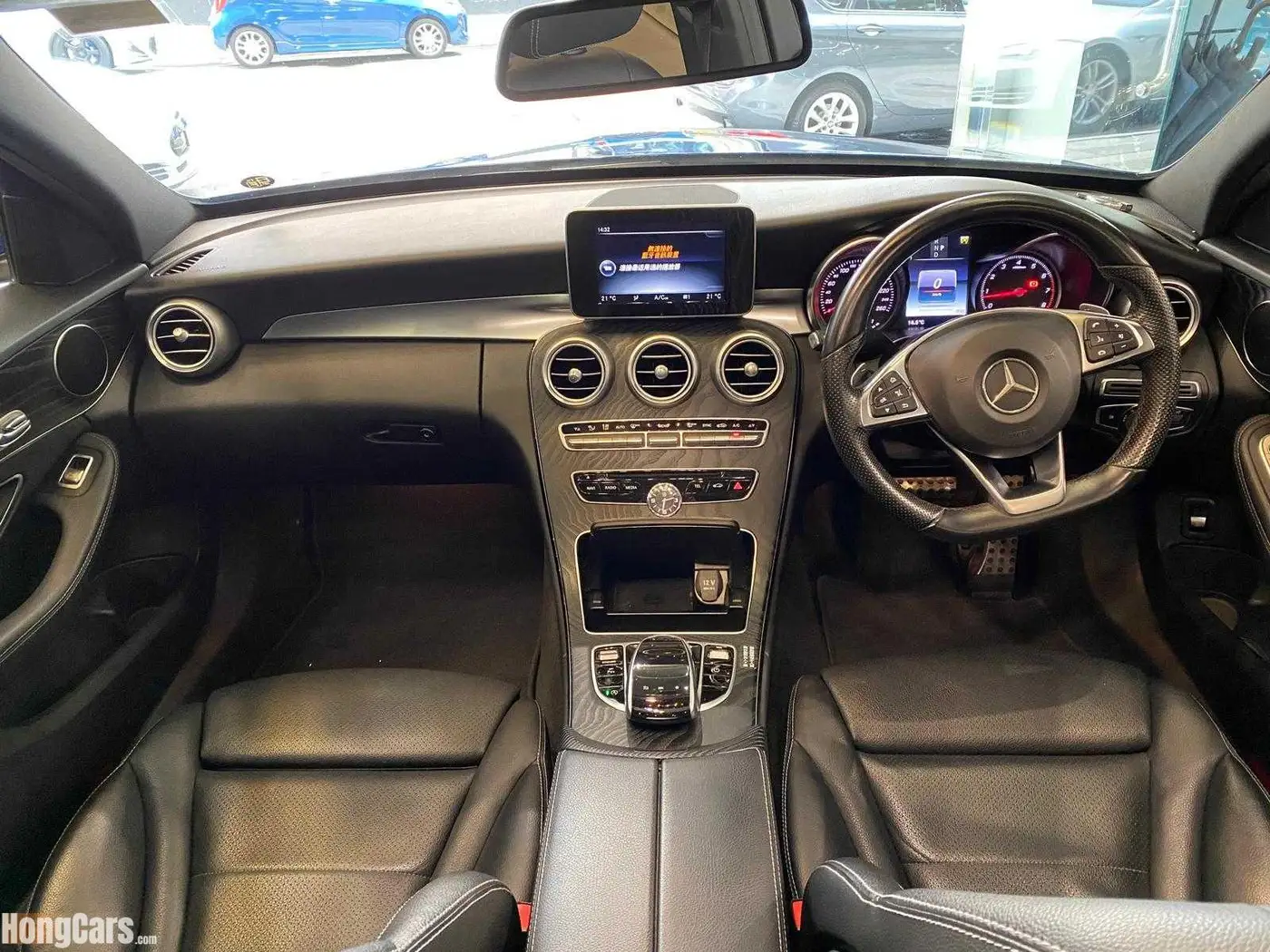 2017年 二手Mercedes Benz C-Class C200 AMG 出售 #2