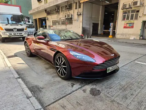 Aston Martin DB DB11