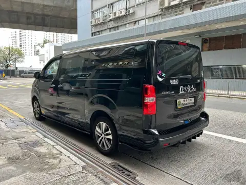 Peugeot E-Traveller PEOGUET TRAVELLER XPLUS