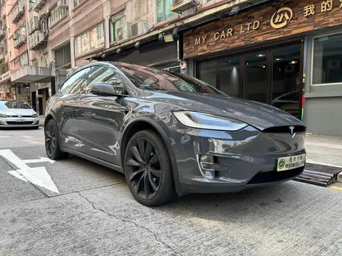 Tesla Model X MODEL X P100D
