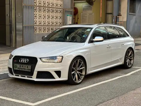 奧迪 RS 4 RS4 AVANT QUATTRO