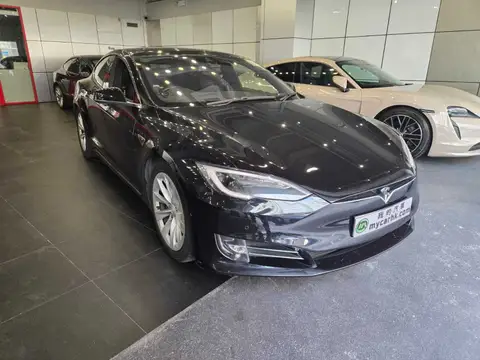 Tesla Model S 90D