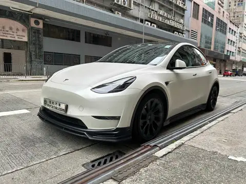 Tesla Model Y LR