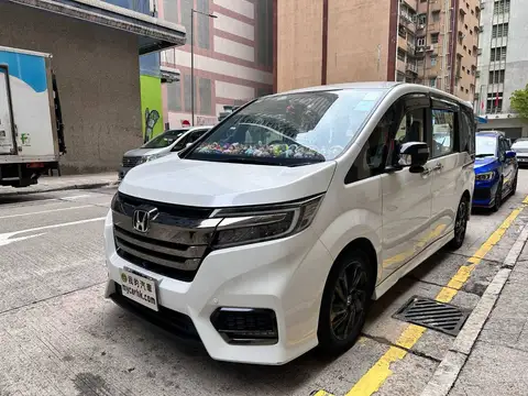 Honda Stepwgn  STEPWGN 1.5 Turbo
