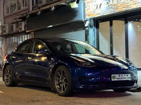 Tesla Model 3 SR PLUS
