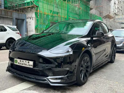 Tesla Model Y LR