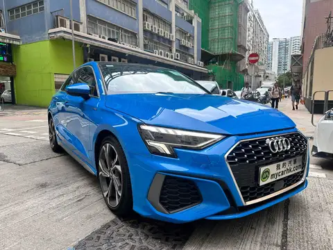 Audi A3 SEDAN 35 TFSI S LINE