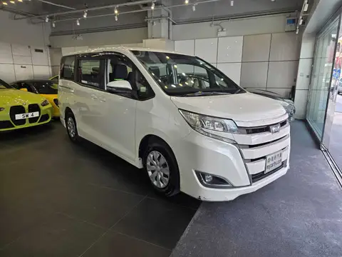 Toyota Noah  NOAH 80