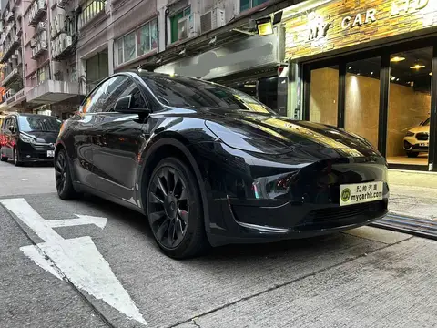 Tesla Model Y SR