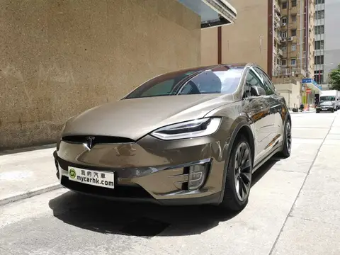 Tesla Model X 75D