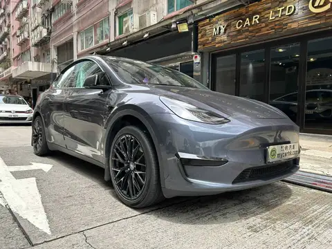 Tesla Model Y SR