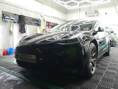 Tesla Model 3 RWD SR