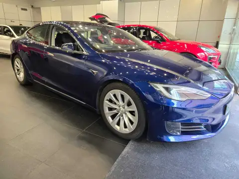 Tesla Model S 75D