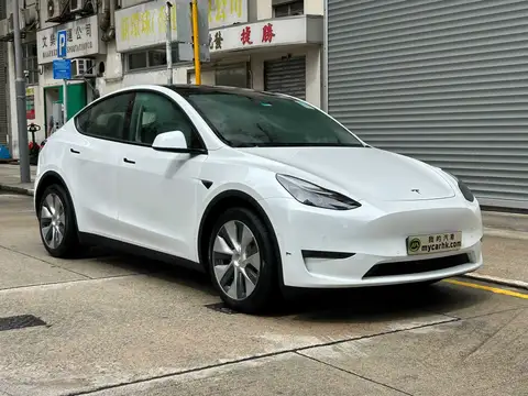 Tesla Model Y SR