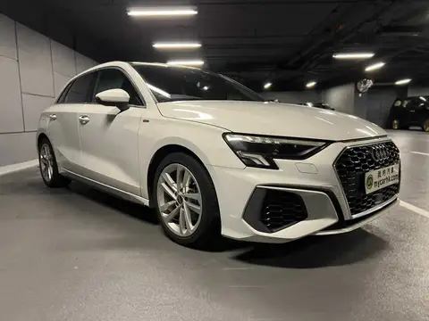 Audi A3 SPORTBACK 35 TFSI SLINE