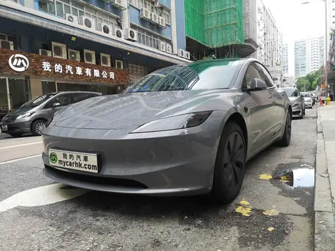 Tesla Model 3 SR