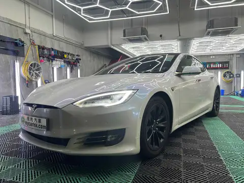 Tesla Model S 70D