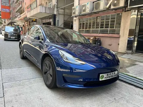 Tesla Model 3 SR