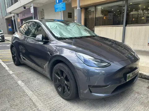 Tesla Model Y SR