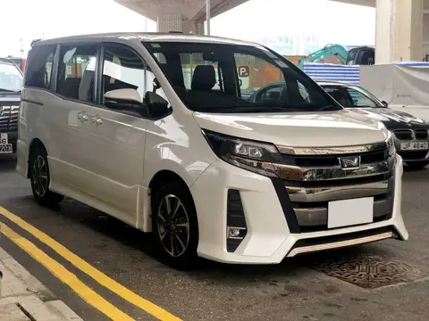 Toyota Noah  NOAH DELUXE