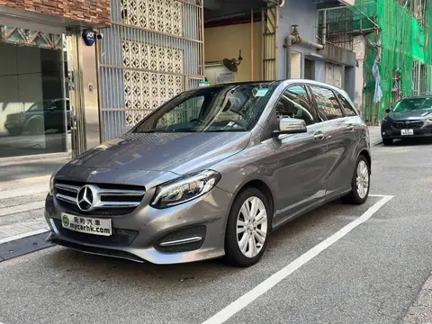 平治 B-Class B200 FACELIFT