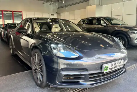 保時捷 Panamera 4S