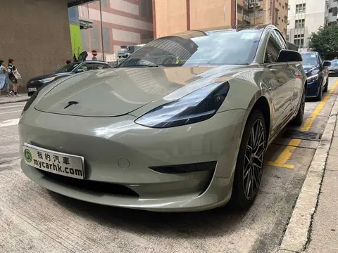 Tesla Model 3 SR