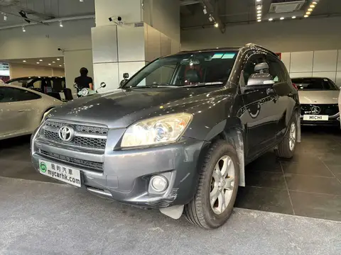 Toyota Rav4  RAV4 DELUXE