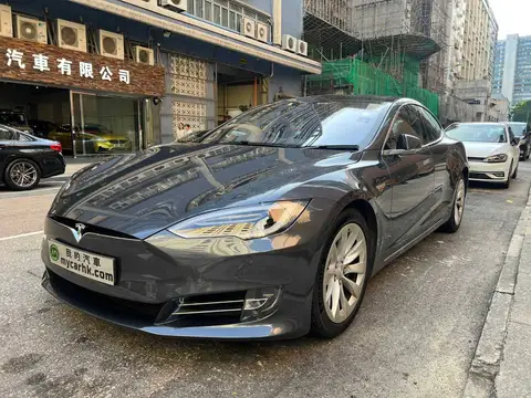 Tesla Model S 75