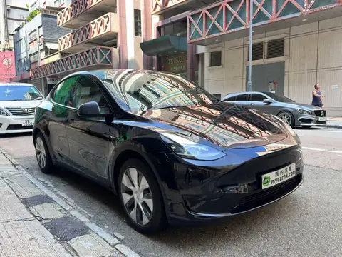 Tesla Model Y SR RWD