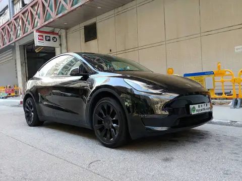 Tesla Model Y LR